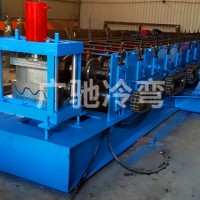 陕西护栏板修复机生产~东光广驰农业加工定做公路护栏板设备