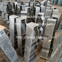 铸钢防撞立柱 隔离栏杆牛角扶手 护栏支架 自产自销